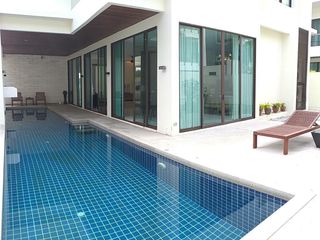 For rent and for sale 3 bedrooms villa in Kathu, Phuket