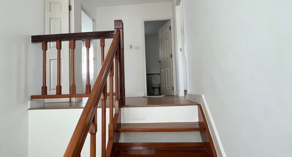 À vendre 3 chambres maison à Bang Bo, Samut Prakan