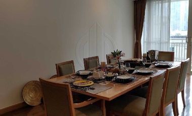For rent 3 bedrooms condo in Khlong Toei, Bangkok