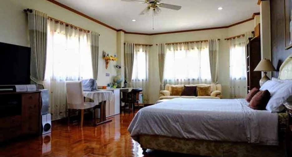 For sale 4 bedrooms villa in San Sai, Chiang Mai