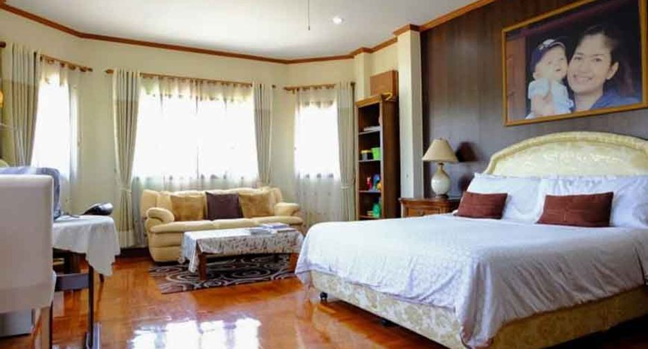For sale 4 bedrooms villa in San Sai, Chiang Mai
