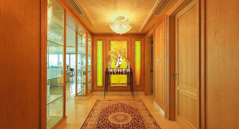 For rent and for sale 3 bedrooms condo in Pathum Wan, Bangkok
