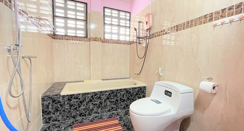 For sale 7 bedrooms house in Takua Thung, Phang Nga