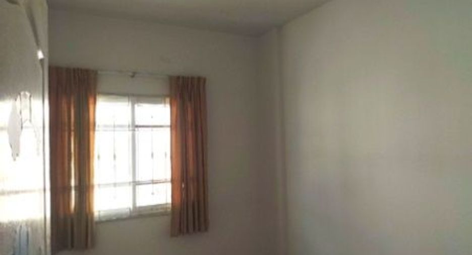 For sale 3 bedrooms townhouse in Nong Khaem, Bangkok