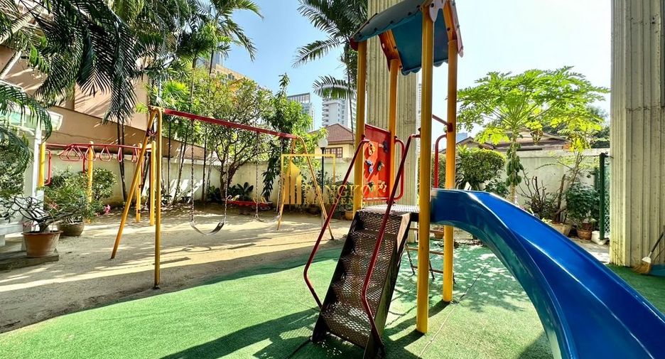 出租 3 卧室 公寓 在 Khlong Toei, 曼谷