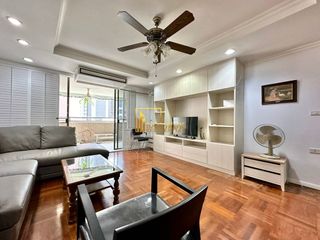 For rent 3 bedrooms condo in Khlong Toei, Bangkok