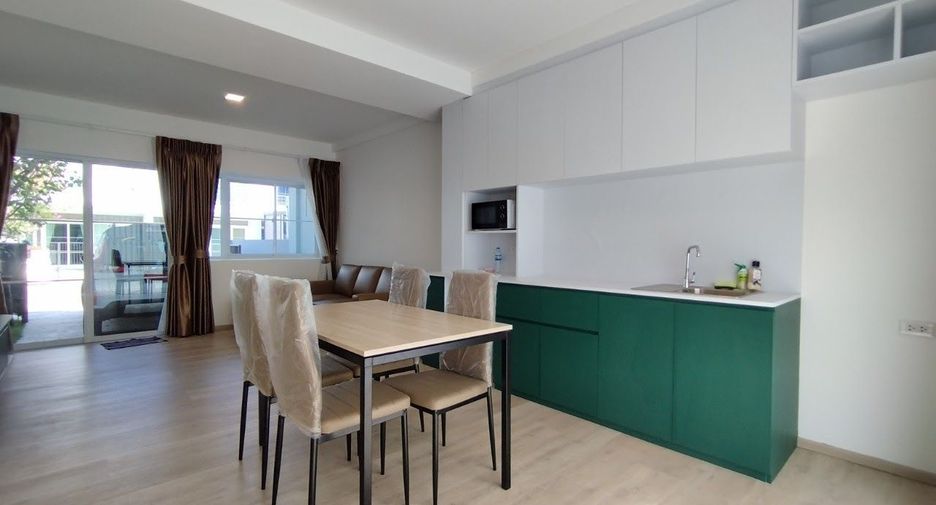 For rent 2 bedrooms townhouse in Prawet, Bangkok