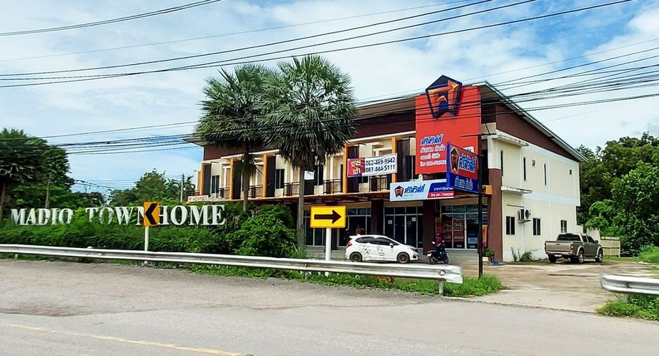 For sale 2 Beds retail Space in Mueang Rayong, Rayong