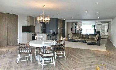 Apartamento en alquiler de 3 habitaciones en Khlong Toei, Bangkok