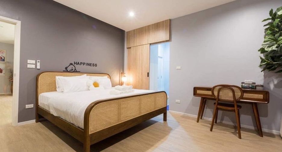 Villa zur Miete mit 5 Zimmer in San Kamphaeng, Chiang Mai
