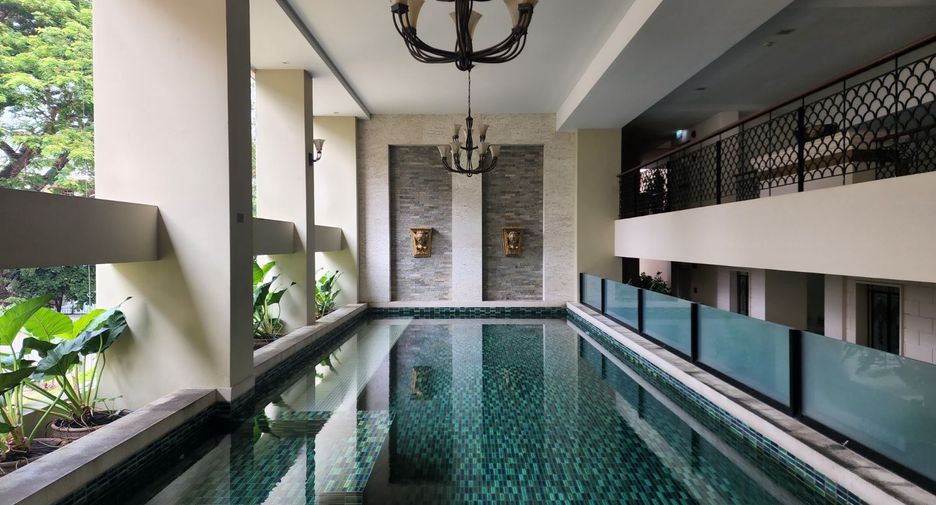 For sale 1 bed condo in Phaya Thai, Bangkok