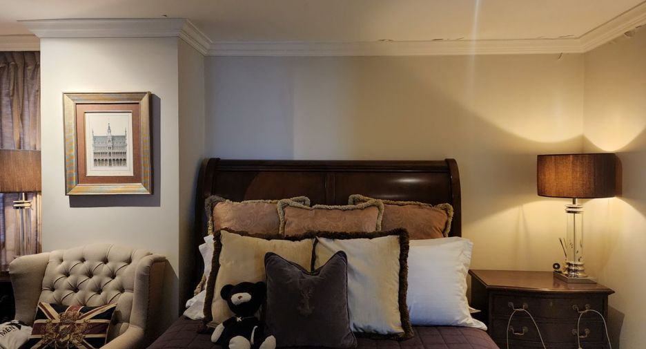 For sale 1 bed condo in Phaya Thai, Bangkok