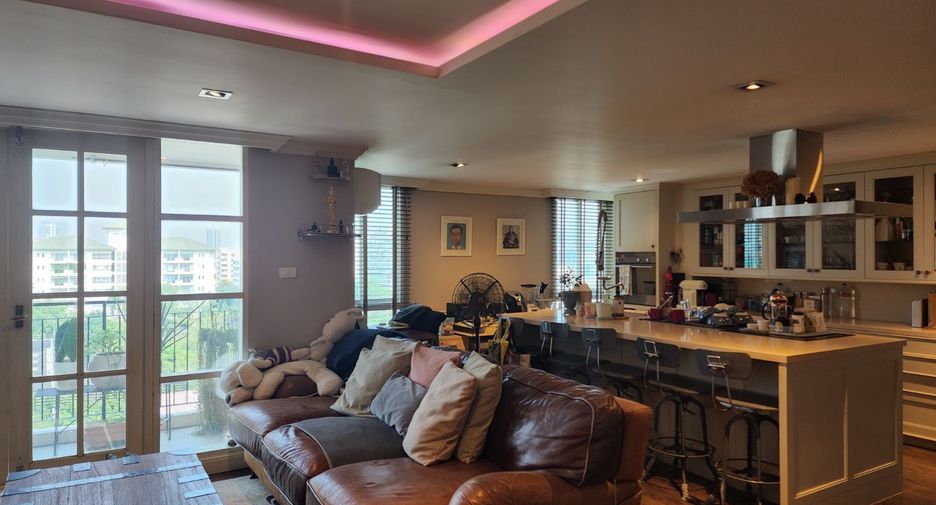 For sale 1 bed condo in Phaya Thai, Bangkok