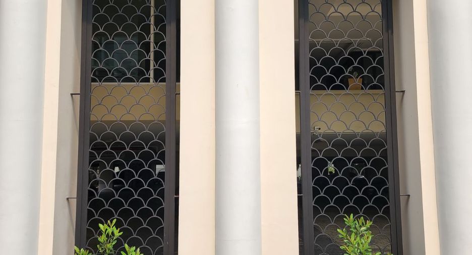 For sale 1 bed condo in Phaya Thai, Bangkok