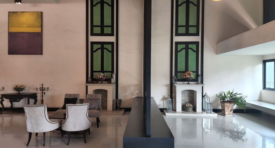 For sale 1 bed condo in Phaya Thai, Bangkok
