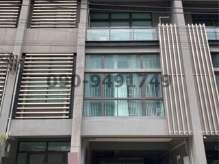 For sale office in Bang Kapi, Bangkok