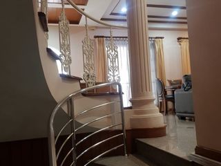 For rent 4 ベッドルーム townhouse in Pathum Wan, Bangkok
