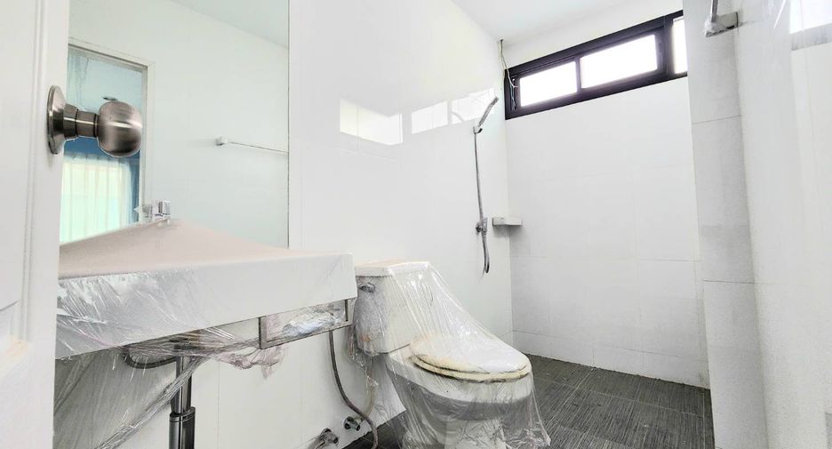 Casa en venta de 3 habitaciones en Prawet, Bangkok