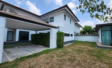 Casa en venta de 3 habitaciones en Prawet, Bangkok