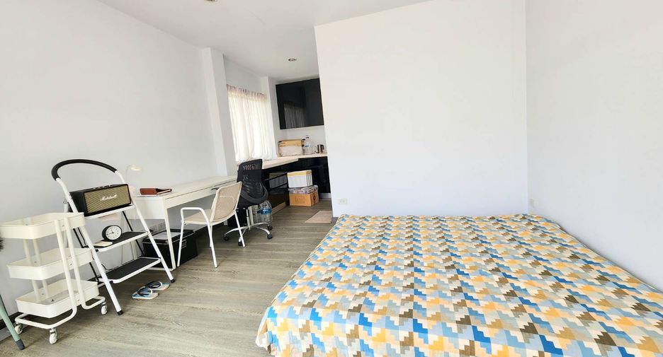 Casa en venta de 3 habitaciones en Prawet, Bangkok