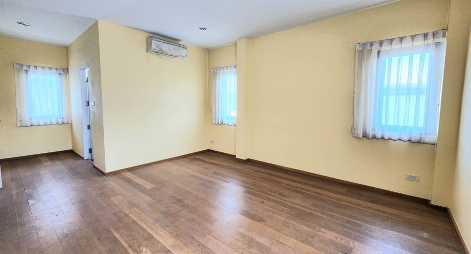 Casa en venta de 3 habitaciones en Prawet, Bangkok