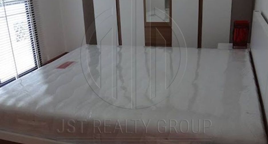 For sale 2 bedrooms condo in Bang Rak, Bangkok