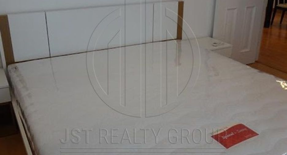 For sale 2 bedrooms condo in Bang Rak, Bangkok