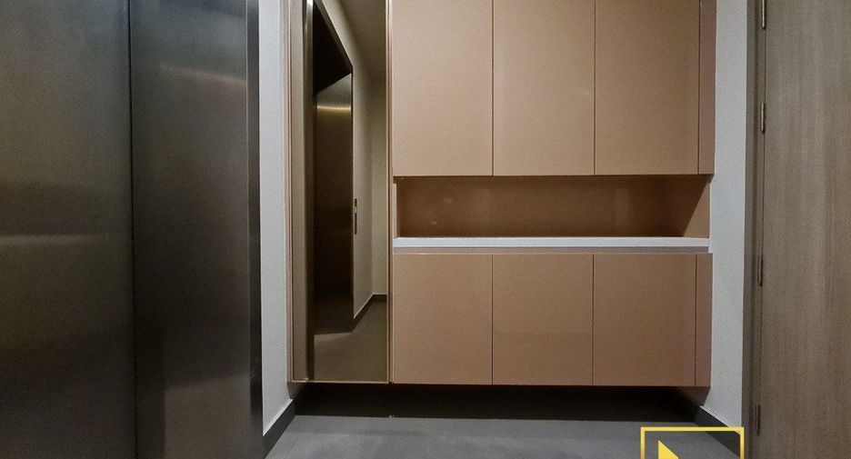 Wohnung zur Miete mit 1 Zimmer in Pathum Wan, Bangkok