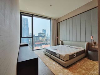 For rent 2 bedrooms condo in Pathum Wan, Bangkok