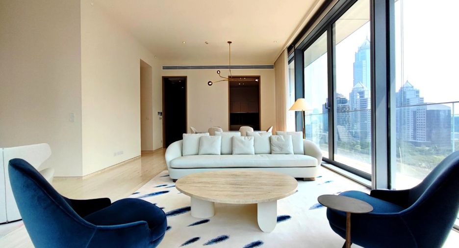 For rent 2 ベッドルーム condo in Pathum Wan, Bangkok