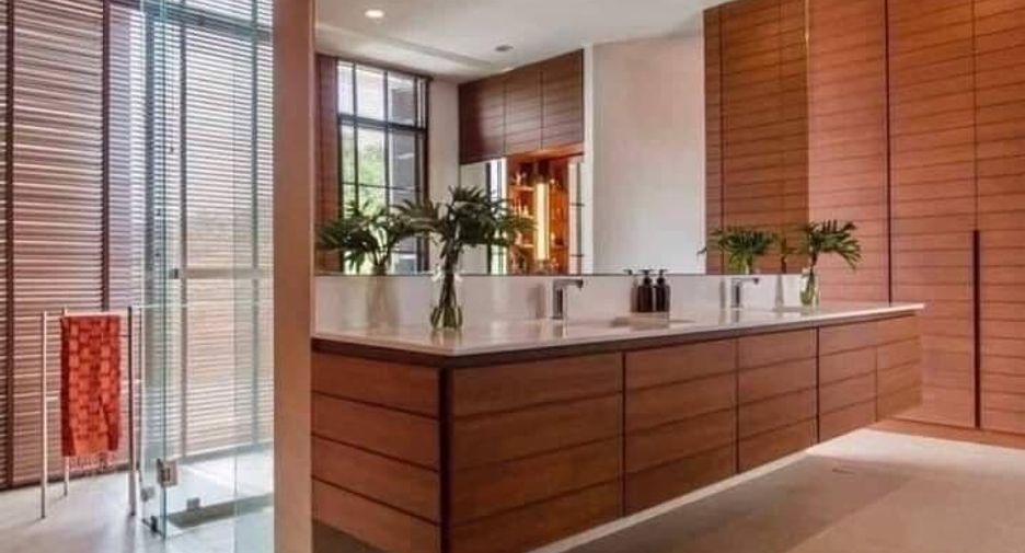 For sale 4 ベッドルーム villa in Hang Dong, Chiang Mai