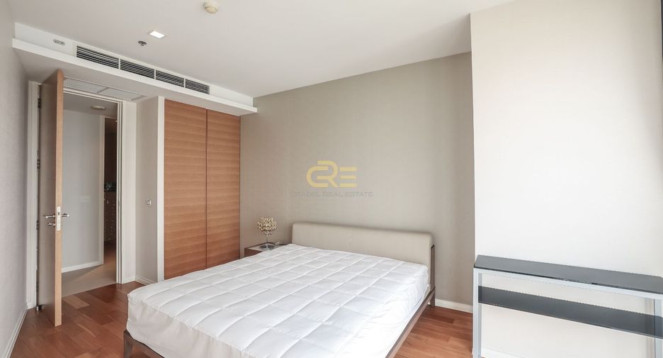 Condo en venta de 3 habitaciones en Sathon, Bangkok