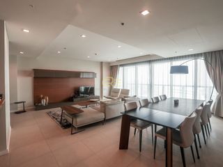 Продажа 3 спальни кондо в Сатхон, Бангкок