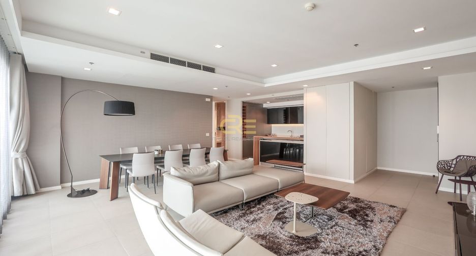 Condo en venta de 3 habitaciones en Sathon, Bangkok