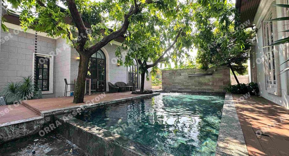 For rent and for sale 4 bedrooms house in Pak Kret, Nonthaburi