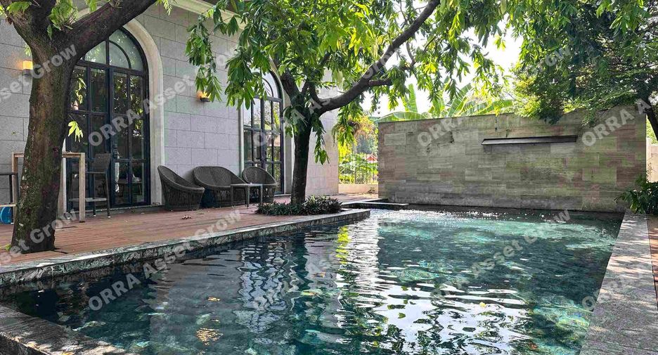 For rent and for sale 4 bedrooms house in Pak Kret, Nonthaburi