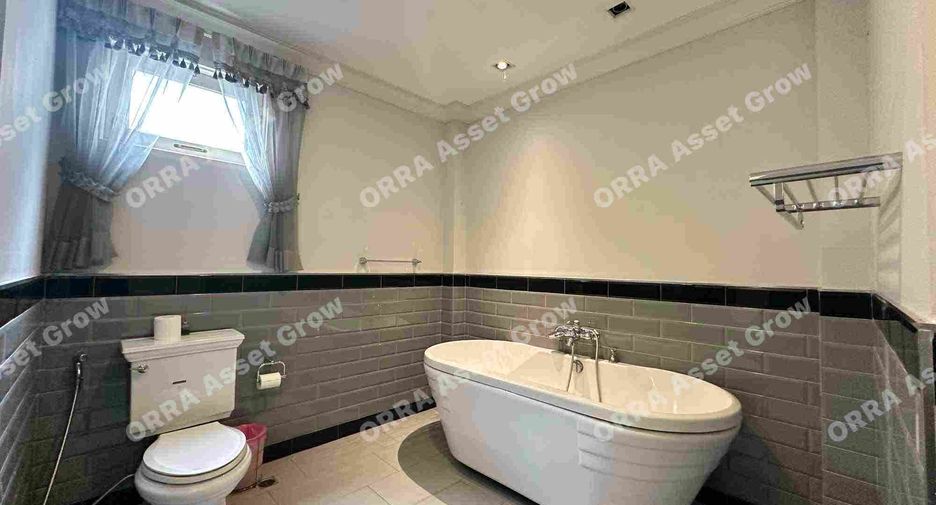 For rent and for sale 4 bedrooms house in Pak Kret, Nonthaburi