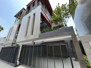 For rent そして for sale 5 ベッドルーム house in Yan Nawa, Bangkok