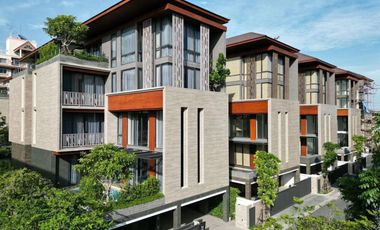 Casa en alquiler y en venta de 5 habitaciones en Yan Nawa, Bangkok