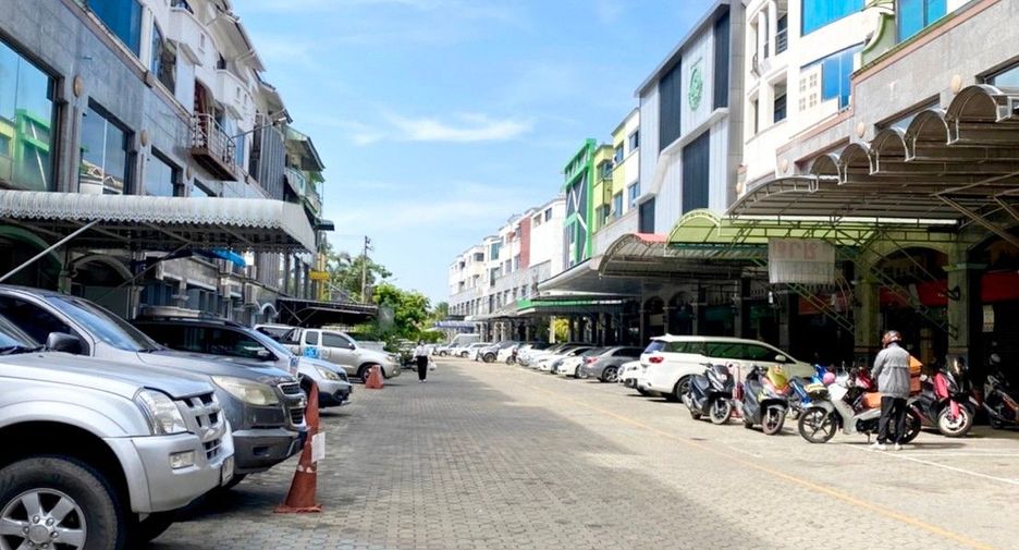 For sale 5 bedrooms office in Bang Phlat, Bangkok