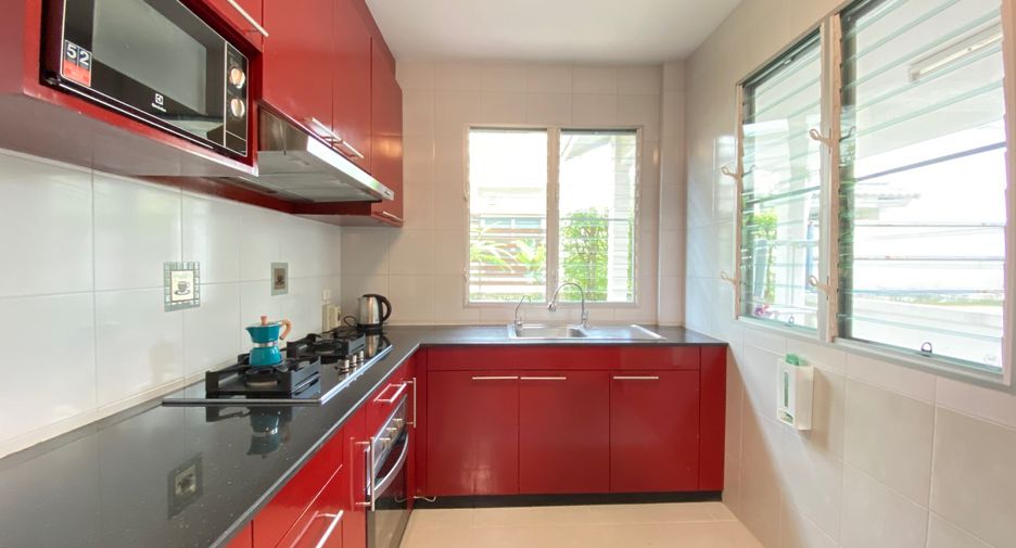 For rent and for sale 3 bedrooms house in San Kamphaeng, Chiang Mai