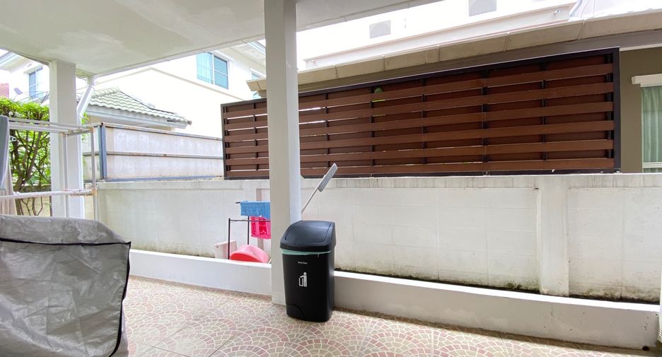 For rent and for sale 3 bedrooms house in San Kamphaeng, Chiang Mai