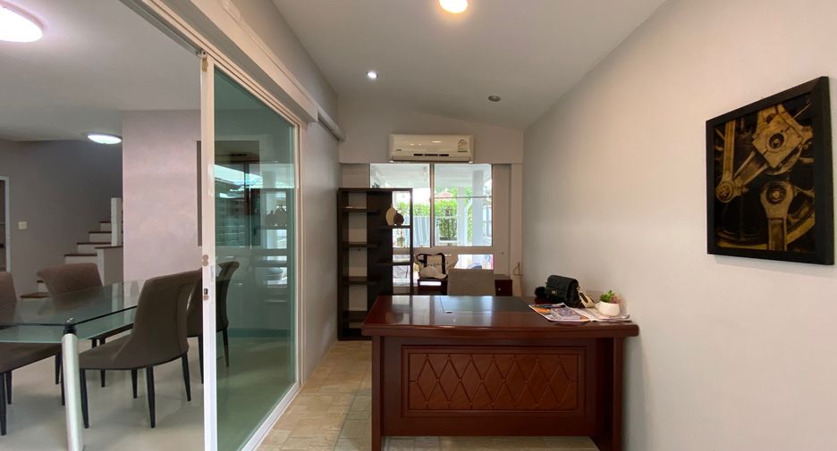 For rent and for sale 3 bedrooms house in San Kamphaeng, Chiang Mai