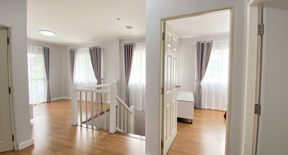 For rent and for sale 3 bedrooms house in San Kamphaeng, Chiang Mai