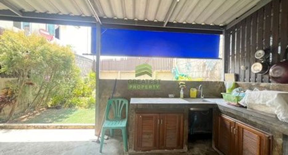 For sale 4 bedrooms townhouse in Bang Khun Thian, Bangkok