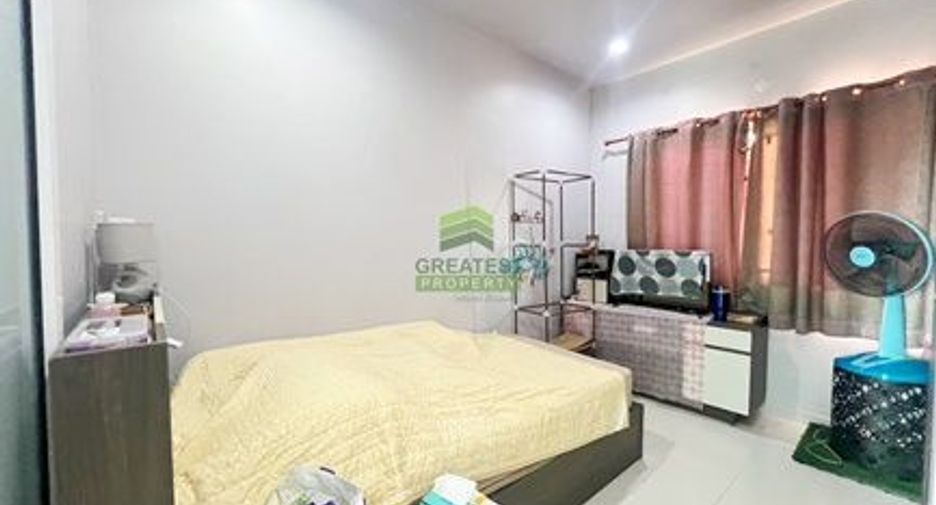 For sale 4 bedrooms townhouse in Bang Khun Thian, Bangkok