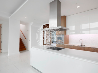 For rent 2 bedrooms condo in Pathum Wan, Bangkok