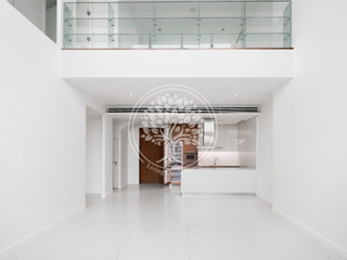 For rent 2 bedrooms condo in Pathum Wan, Bangkok