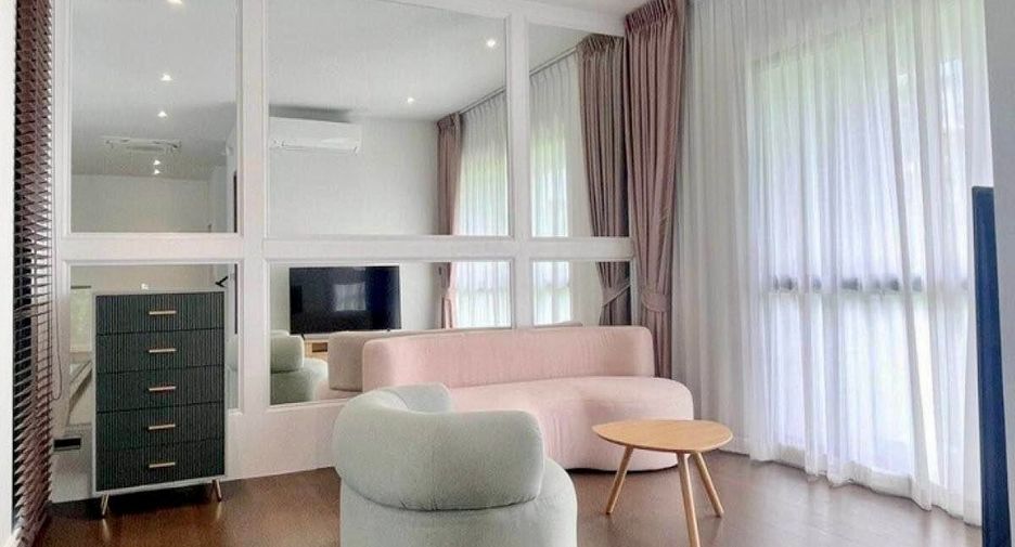 Haus zur Miete mit 4 Zimmer in Bang Kapi, Bangkok