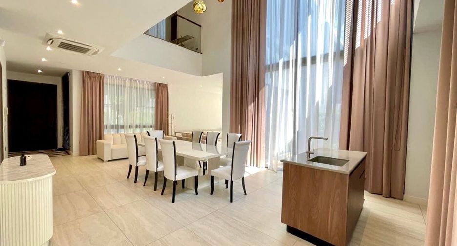Haus zur Miete mit 4 Zimmer in Bang Kapi, Bangkok